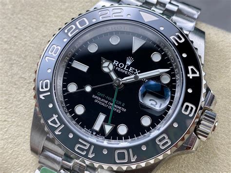 rolex gmt master vs gmt master ii|rolex gmt master ii bruce wayne.